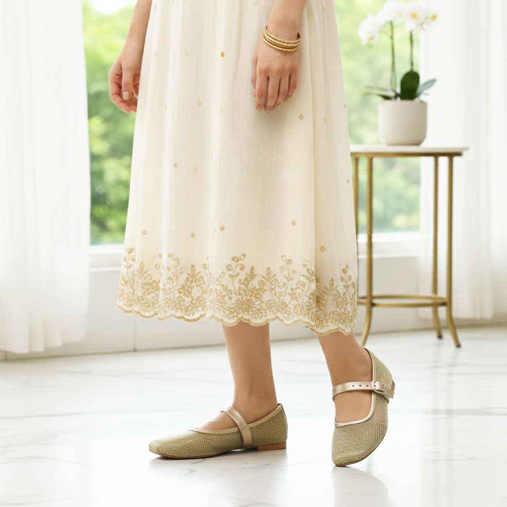 Ballerina Flats with Golden Buckle Mesh