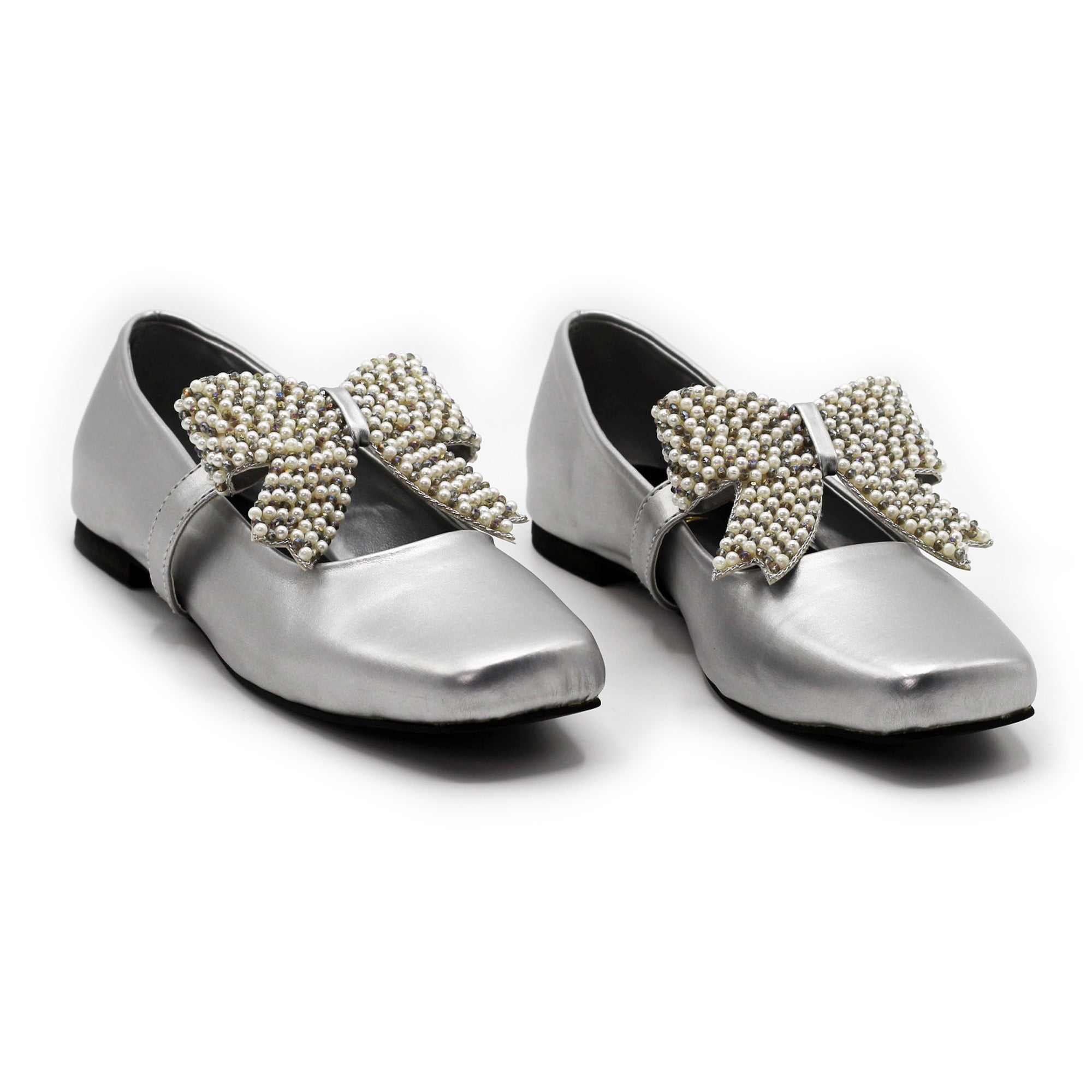 Silver Ballet Pearl Bow